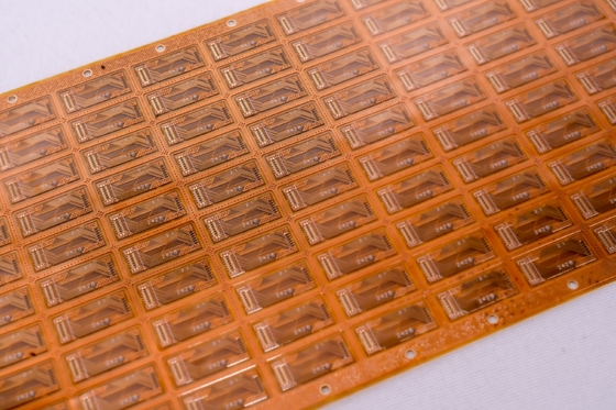 購入 FPCB - BARE - 高精度壁パッチパネル スマートデバイス FPC 超細線 幅 高信頼性 医療/自動車級 OEMサービス online manufacture