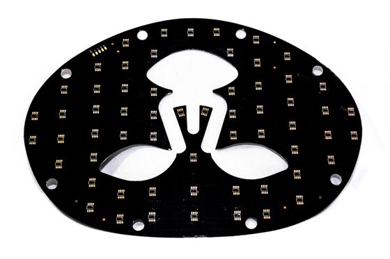 購入 高度LED照明用高精度SMT＆フレキシブルPCB製造 マスクパネル  信頼性の高いLED美容マスクプリント基板 安定した性能を保証  医療認証  IATF16949 GB/T SMT online manufacture