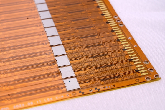 購入 高品質電子FPCフレキシブルプリント基板産業用制御Fpca電子回路基板：スティック鋼板付きFPC online manufacture