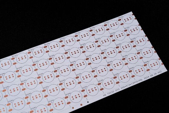 燃焼防止レベル V0 の LED ストライプ の 調整 できる 双層 柔軟 な PCB