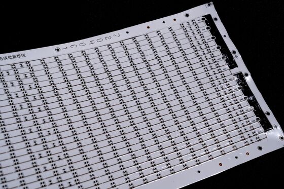 電子機器のためのFPC上の多層チップとカラフルなLEDストライプ柔軟な回路板